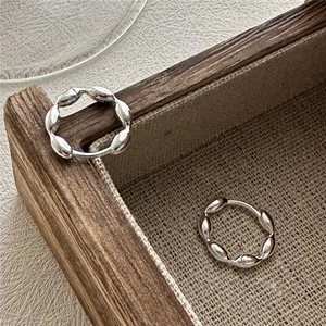 925 Sterling Silver Twisted Rice Bead Hoop Earrings For Women Minimalist Niche Design Korean Style Retro Geometric Ear Buckle Jewelry