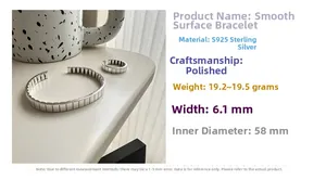 Close-up of S925 sterling silver gear bracelet showing dimensions and weight