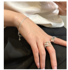 Minimalist S925 sterling silver multilayer geometric ring and heart charm bracelet set