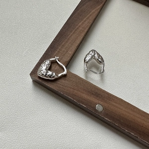 Boucles d'oreilles cœur en argent sterling S925 avec design à texture froissée