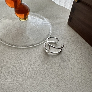 Bague ouverte minimaliste en argent sterling S925 multicouche croisée au fini poli
