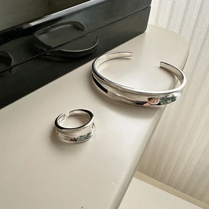Minimalist S925 sterling silver open bangle and matching curved ring set with high polish