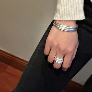Bracelet manchette et bague large en argent sterling S925 avec texture mate