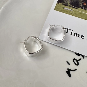 Elegant S925 sterling silver square huggie hoop earrings with polished metal finish
