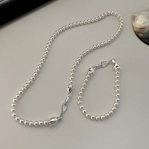925 Sterling Silver Artificial Pearl Necklace Minimalist Niche Design Clasp Choker For Women Elegant Jewelry Accessory