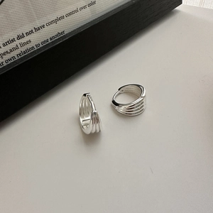Minimalist S925 sterling silver multi-layer ribbed hoop earrings for women