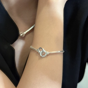 Elegant S925 sterling silver double interlocking ring snake chain necklace for women