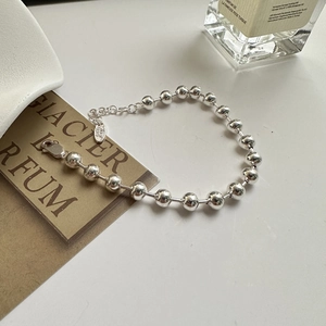 Bracciale minimalista con perline in argento sterling S925 con chiusura a moschettone