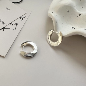 S925 Sterling Silver Geometric Hoop Earrings For Women Minimalist Polished Circle Huggie Earrings Japanese Ins Style Jewelry