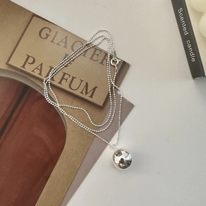 Collier minimaliste en argent sterling 925 avec pendentif boule à effet miroir poli