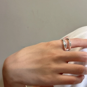 Bague double couche en argent sterling S925 minimaliste avec texture ondulée