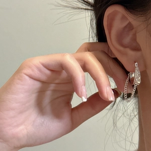 Minimalist S925 silver fringe huggie earrings with a chic hanging chain design for women