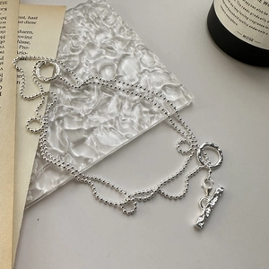 Collier en argent sterling S925 avec perles, anneaux texturés et fermoir à bascule chic
