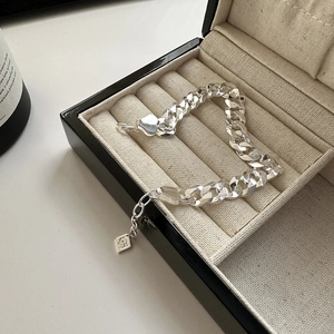 Bracelet chaîne en argent sterling S925 avec fermoir cœur et étiquette logo en boîte