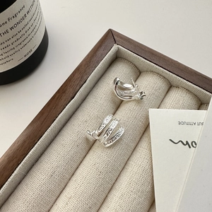 Boucles d'oreilles créoles C multicouches en argent sterling S925 pour femmes modernes