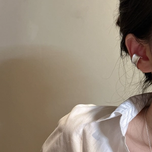 Bague d'oreille minimaliste en argent sterling S925 avec finition mate brossée