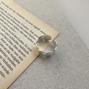 Matte S925 sterling silver chain texture open ring on vintage book pages for women