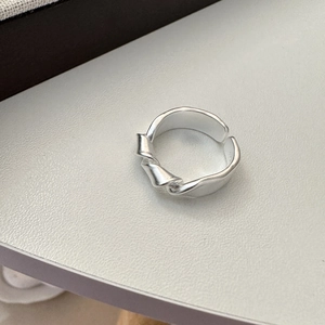 Minimalist S925 sterling silver knotted twist open ring with a matte vintage finish