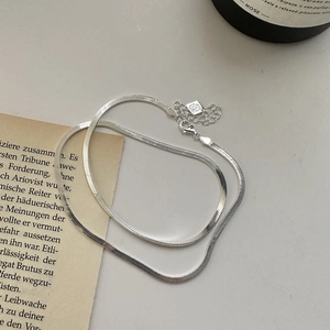 Elegant silver S925 sterling silver herringbone chain necklace with minimalist square tag