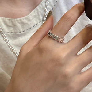 Minimalist S925 sterling silver geometric ring with vertical texture and adjustable band