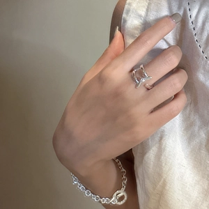 Minimalist S925 sterling silver twist ring and chain link bracelet set for women