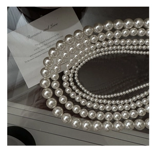 Vue détaillée du dégradé de taille des perles brillantes pour collier en argent S925