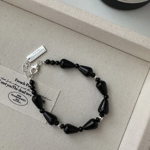 S925 sterling silver beaded necklace with black onyx water drops and a custom tag