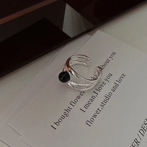 S925 sterling silver multi-layered open ring with a black agate bead in geometric style