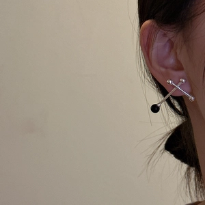 Minimalist S925 silver cross bar earrings with black agate balance ball on model