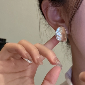 Irregular S925 sterling silver hammered geometric stud earrings with matching spiral ring