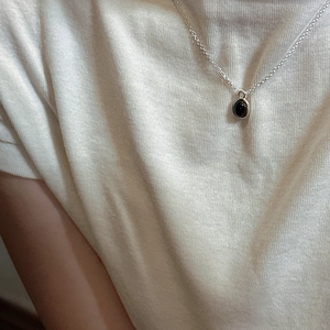 Minimalist S925 sterling silver necklace with a round black agate pendant on a fine O-chain