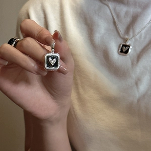 Vintage S925 sterling silver square pendant with hammered texture and black heart detail
