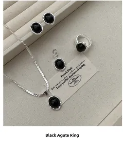 S925 silver retro jewelry set with black agate stone and hand-hammered texture finish