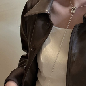 Minimalist s925 silver square slide sweater necklace with irregular metallic texture finish