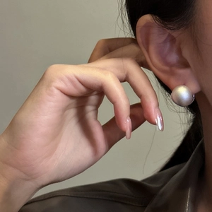 Orecchini a sfera minimalisti in argento sterling S925 con finitura opaca sabbiata