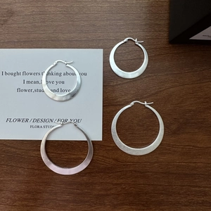 Boucles d'Oreilles Créoles Plates Larges en Argent Sterling 925 Minimalistes pour Femmes Style Coréen Mat Géométrique Bijoux