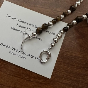 Collier en argent S925 avec perles d'oeil de tigre marron et fermoir à bascule