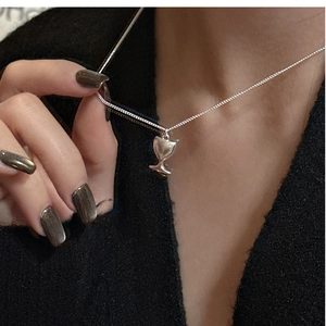 Collier minimaliste en argent sterling S925 avec pendentif en forme de verre à pied