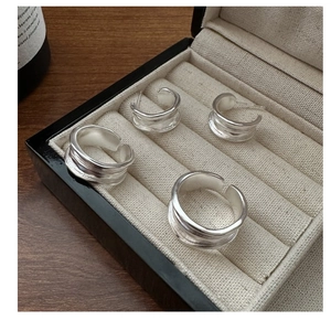S925 sterling silver wavy texture rings and hoop earrings set in velvet gift box