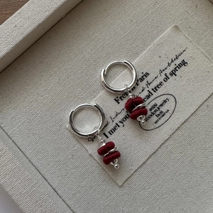 Minimalist S925 sterling silver hoop earrings with dark red thread and metal beads