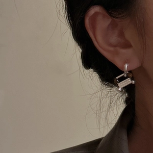 Minimalist S925 sterling silver geometric rectangular earrings with dark brown beads