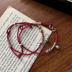 Bracciale in Corda Intrecciata Rossa in Argento Sterling 925 per Donna Moda Minimalista Ciondolo a Campana Geometrica Gioielli Tessuti a Mano Regolabili