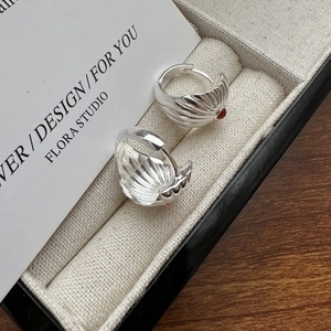 Elegant S925 sterling silver shell textured hoop earrings with small red agate beads