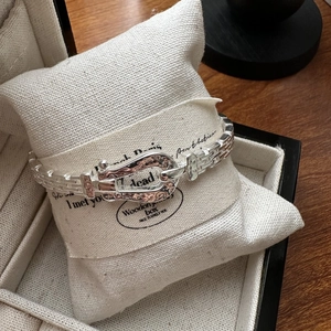 925 Sterling Silver Horse Hoof Buckle Bracelet For Women Textured Mesh Chain Cuff Bangle Fashion Korean Edgy Trendy Jewelry