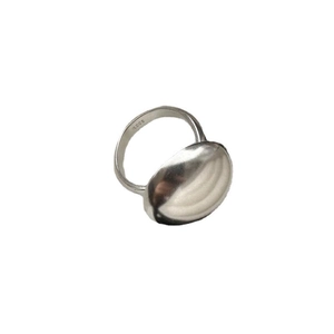 Minimalist S925 sterling silver ring with a smooth matte oval convex surface design