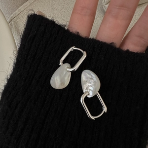 925 Sterling Silver Mother Of Artificial Pearl Earrings Irregular Shell Drop Hoops For Women Korean Style Minimalist Elegant Jewelry