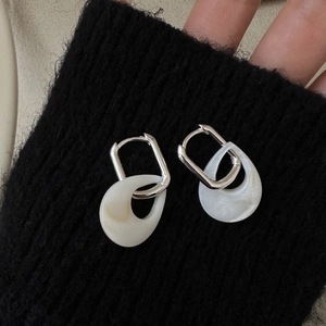 925 Sterling Silver Mother Of Artificial Pearl Teardrop Earrings Minimalist Water Drop Geometric Hook Earrings For Women Elegant Jewelry