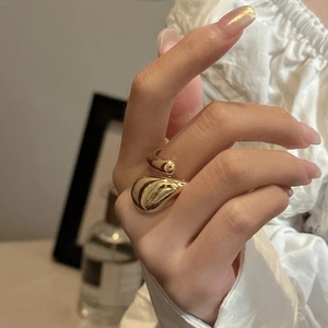 Bague S925 en argent doré avec motif goutte d'eau et design minimaliste ajustable ouvert