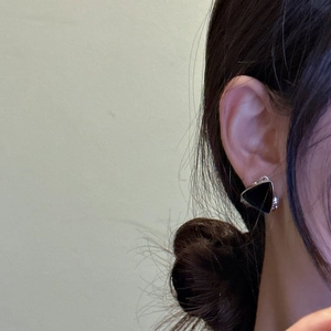 Elegant S925 sterling silver triangle stud earrings with black enamel for women