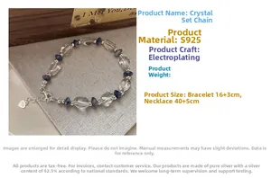 Détail de l'ensemble collier en argent S925 avec perles de cristal bleues et claires